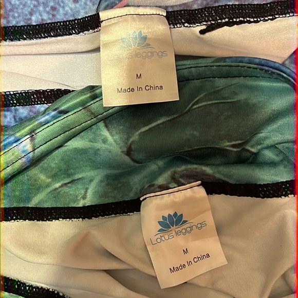 Butterfly & Dragonfly Leggings sz M Like New Lotus Leggings Sport - Picture 4 of 5